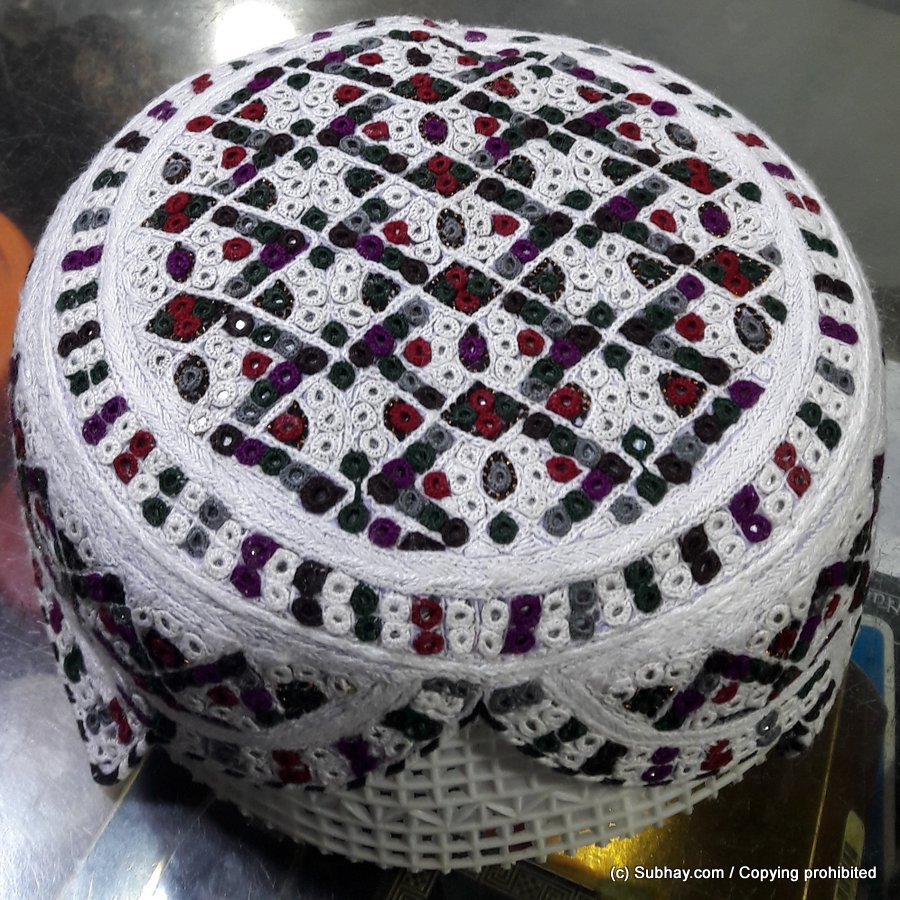 Yaqoobi Tando Adam / Zardari Sindhi Cap / Topi (Hand Made) MKC-463